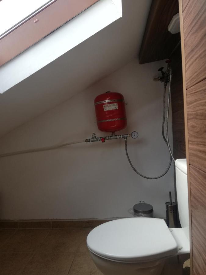 Guest Room Asparuh Troyan  Bagian luar foto